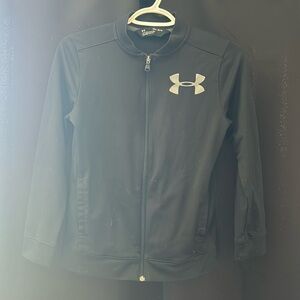 Under armor children’s size medium zip up hoodless sweater